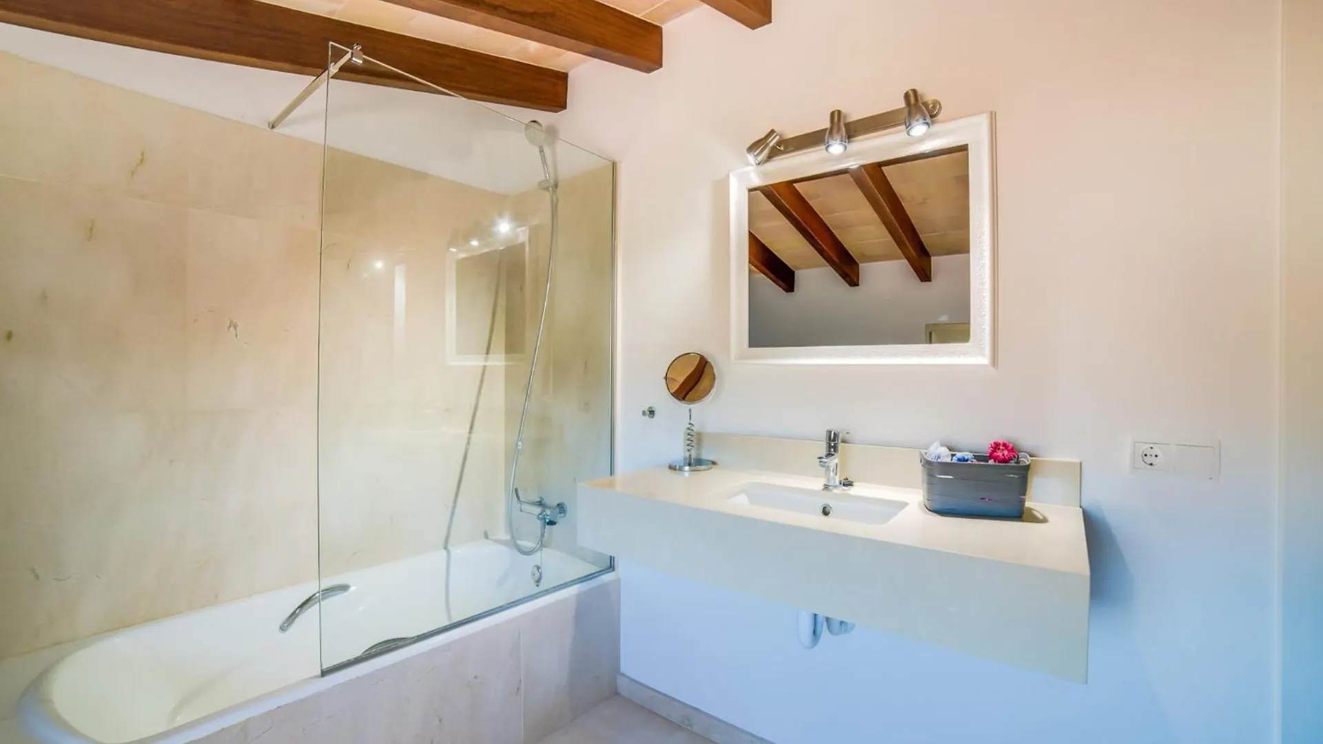 6 Guest Country House In Сенсельес